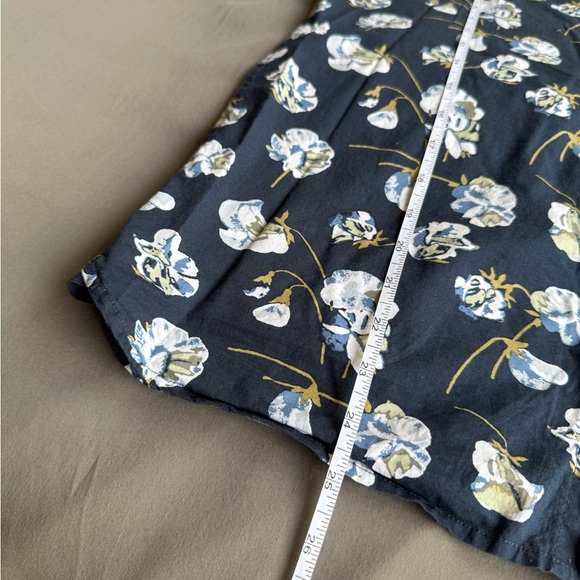 Perry Ellis Slim Fit Floral Print Stretch Shirt - Picture 5 of 6